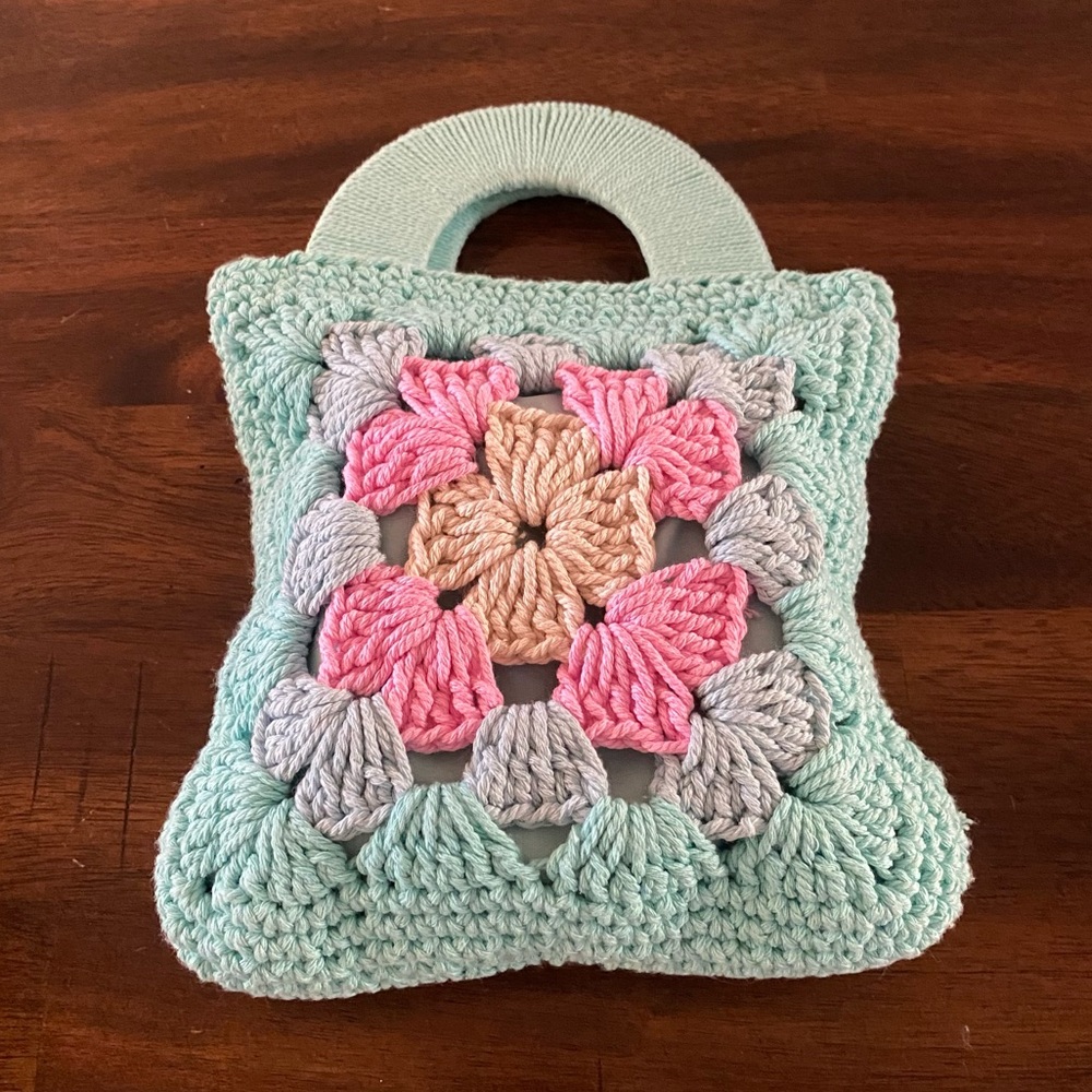 Art Class Green and Pink Granny Crochet Clutch - Picture 2 of 9